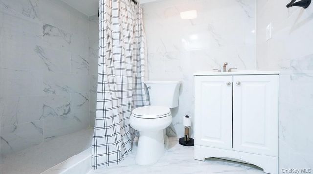 21 Linden Boulevard, Hicksville, NY 11801