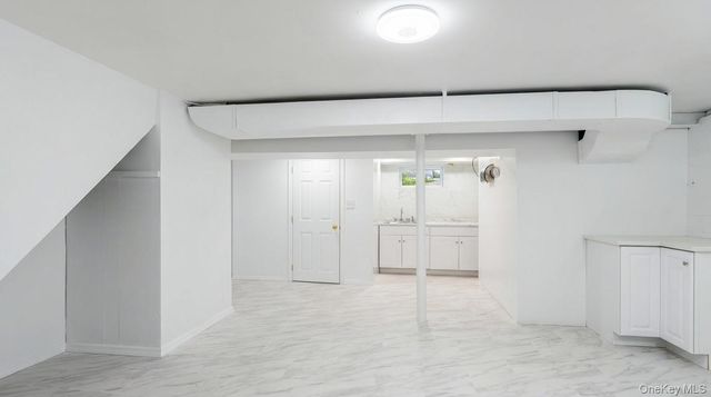 21 Linden Boulevard, Hicksville, NY 11801