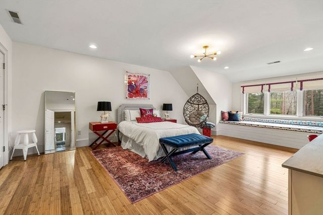 48 Candlewood Dr, Topsfield, MA 01983