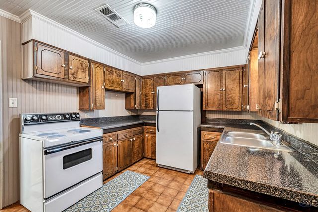 1403 Austin, Big Spring, TX 79720