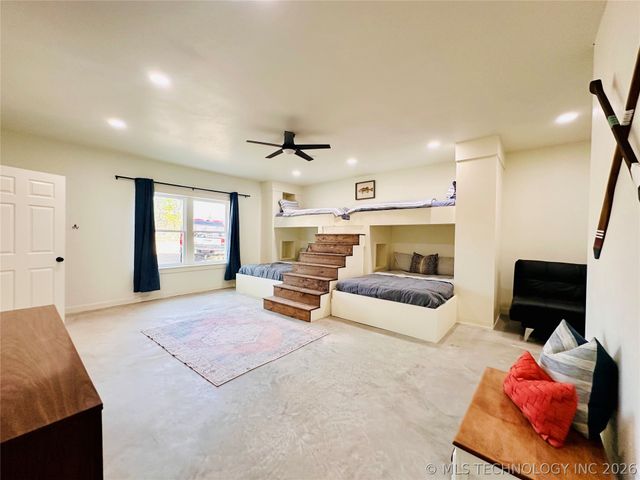 120880 S 4180 Road, Eufaula, OK 74432
