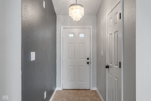 1855 Windy Hill Lane, Indianapolis, IN 46239