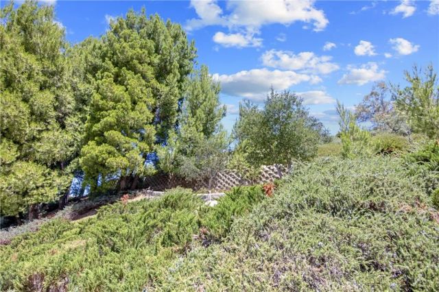26574 Cardwick Court, Newhall, CA 91321