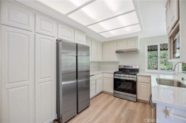 26574 Cardwick Court, Newhall, CA 91321