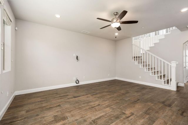 1396 E Via Prato Drive, Fresno, CA 93730