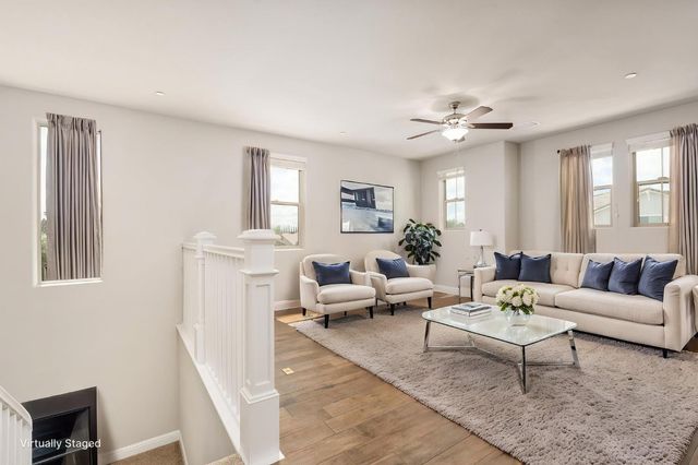 1396 E Via Prato Drive, Fresno, CA 93730