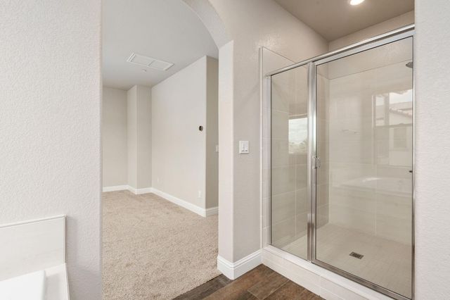 1396 E Via Prato Drive, Fresno, CA 93730