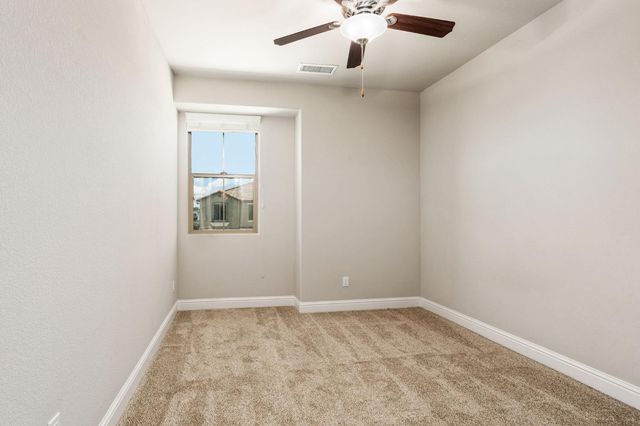1396 E Via Prato Drive, Fresno, CA 93730