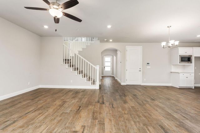 1396 E Via Prato Drive, Fresno, CA 93730