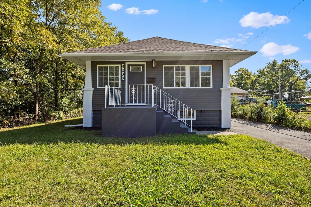 4239 Carolina Street, Gary, IN 46409