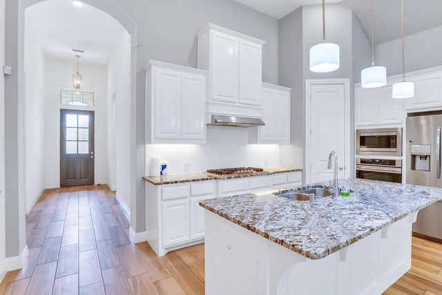 6108 Strada Cove, Fort Worth, TX 76123