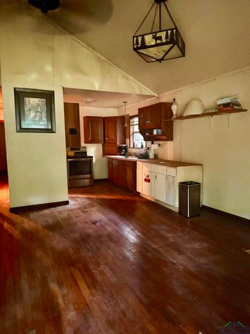 371 CUMBERLAND RD, Jefferson, TX 75657