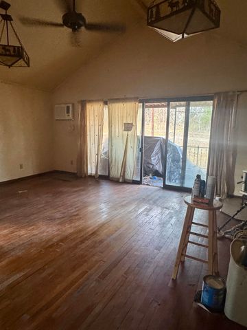 371 CUMBERLAND RD, Jefferson, TX 75657