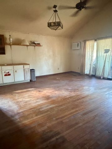 371 CUMBERLAND RD, Jefferson, TX 75657