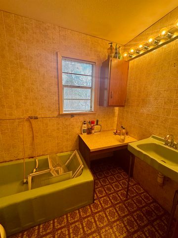 371 CUMBERLAND RD, Jefferson, TX 75657