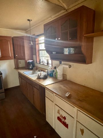 371 CUMBERLAND RD, Jefferson, TX 75657