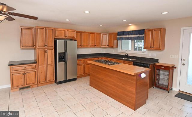 3375 ANCHOR CT, Greenbackville, VA 23356