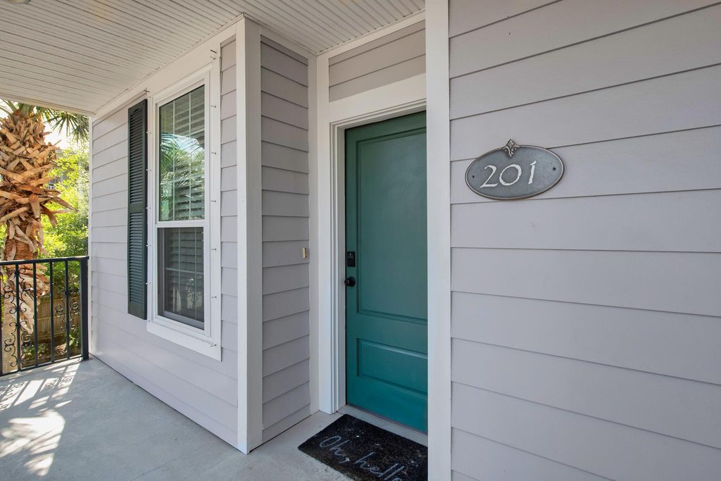 159 Brooks Street UNIT 201, Fort Walton Beach, FL 32548