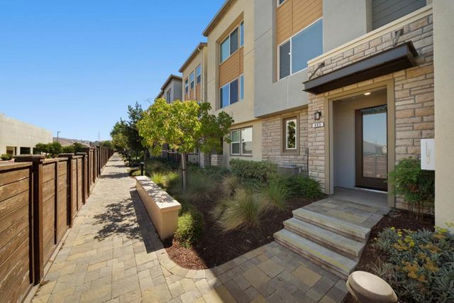 493 Snap Dragon Street, Milpitas, CA 95035