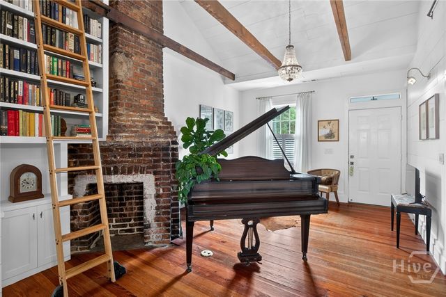 532 E Charlton Street, Savannah, GA 31401