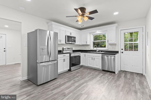 26079 S SANDGATES RD, Mechanicsville, MD 20659