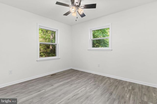 26079 S SANDGATES RD, Mechanicsville, MD 20659