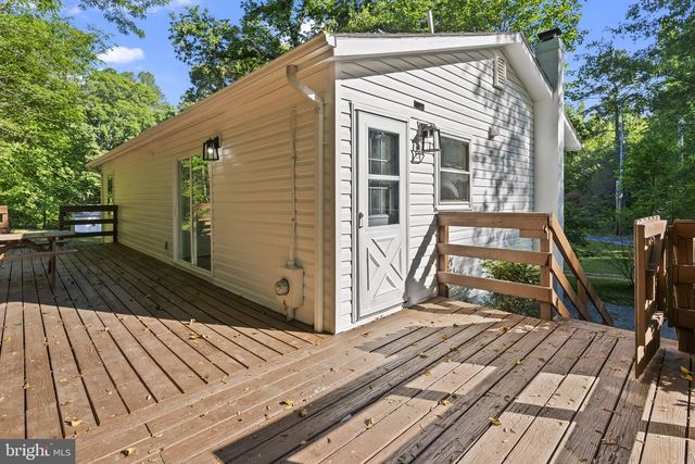 26079 S SANDGATES RD, Mechanicsville, MD 20659