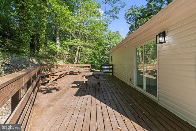 26079 S SANDGATES RD, Mechanicsville, MD 20659
