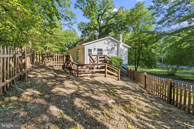26079 S SANDGATES RD, Mechanicsville, MD 20659