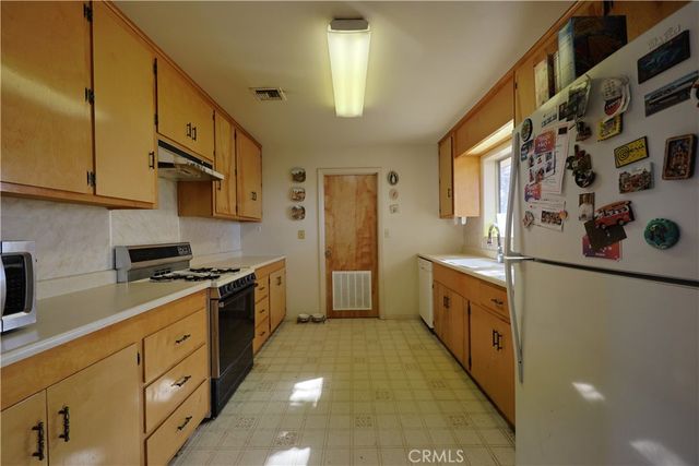7540 W Avenue A, Lancaster, CA 93536