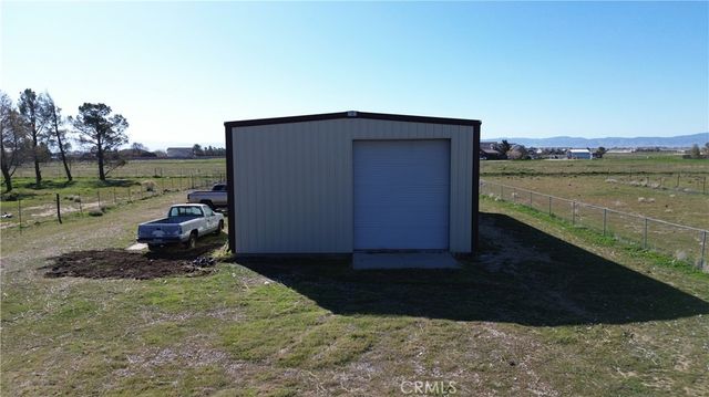 7540 W Avenue A, Lancaster, CA 93536