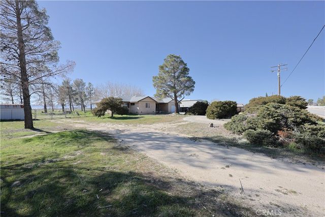 7540 W Avenue A, Lancaster, CA 93536