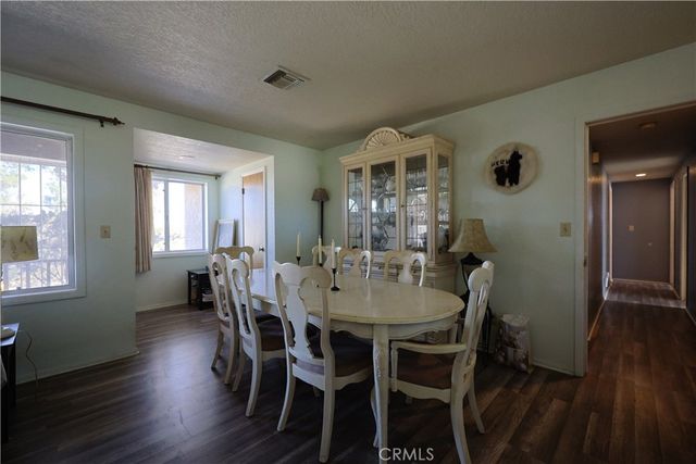 7540 W Avenue A, Lancaster, CA 93536