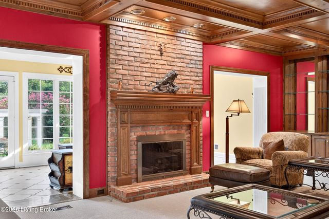 12303 Old Lucas Ln, Louisville, KY 40223