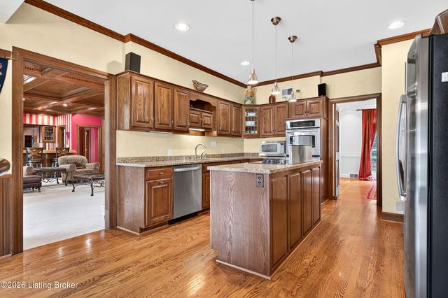 12303 Old Lucas Ln, Louisville, KY 40223