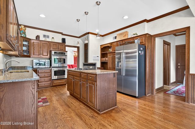 12303 Old Lucas Ln, Louisville, KY 40223