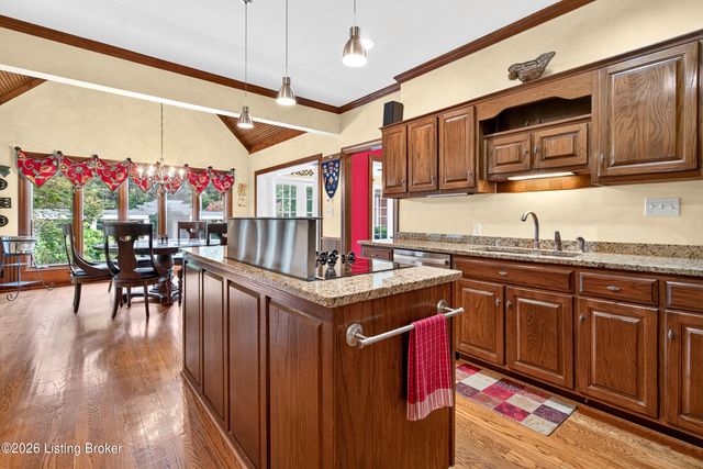 12303 Old Lucas Ln, Louisville, KY 40223