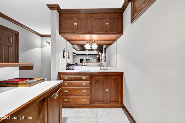 12303 Old Lucas Ln, Louisville, KY 40223