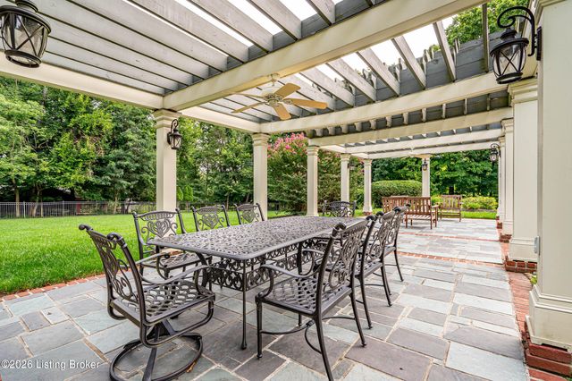 12303 Old Lucas Ln, Louisville, KY 40223