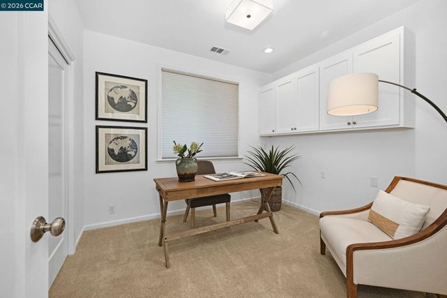1034 Alfred Ave, Walnut Creek, CA 94597
