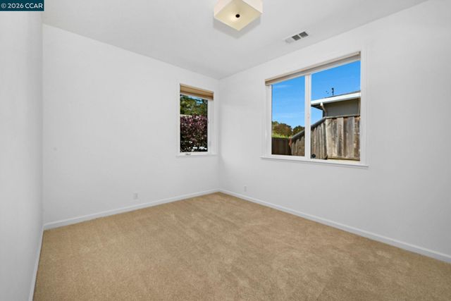 1034 Alfred Ave, Walnut Creek, CA 94597