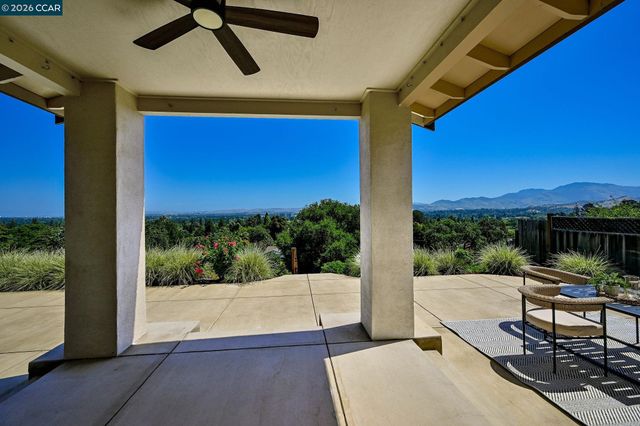 1034 Alfred Ave, Walnut Creek, CA 94597