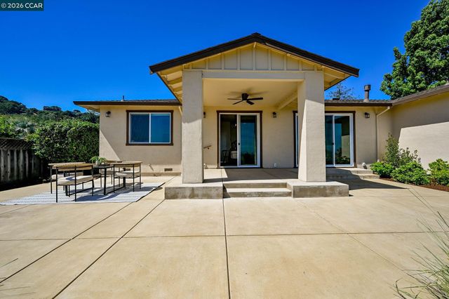 1034 Alfred Ave, Walnut Creek, CA 94597