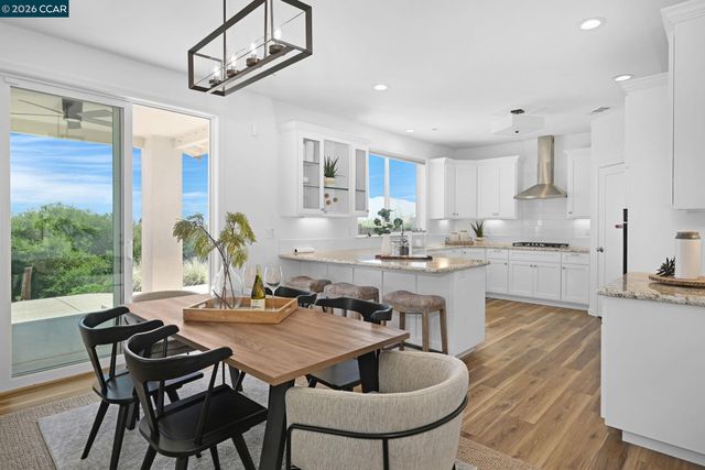 1034 Alfred Ave, Walnut Creek, CA 94597