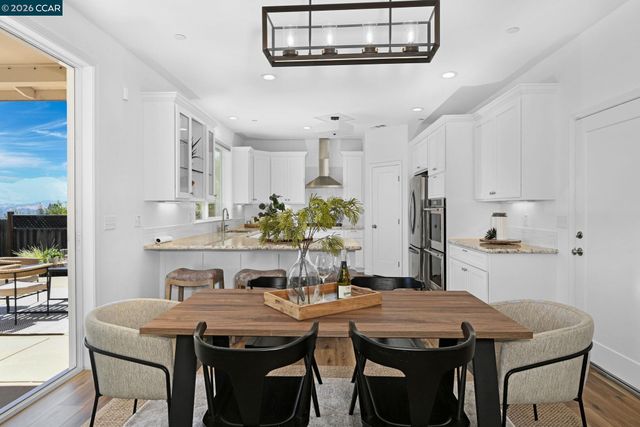1034 Alfred Ave, Walnut Creek, CA 94597