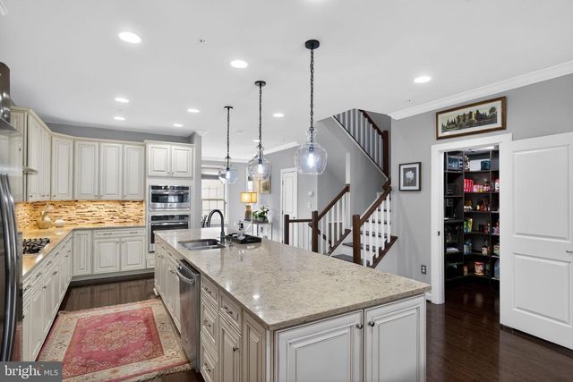 4 WEDGE WAY, Pikesville, MD 21208