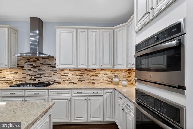 4 WEDGE WAY, Pikesville, MD 21208