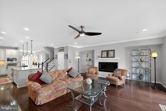 4 WEDGE WAY, Pikesville, MD 21208