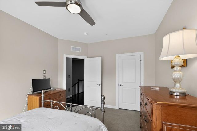 4 WEDGE WAY, Pikesville, MD 21208