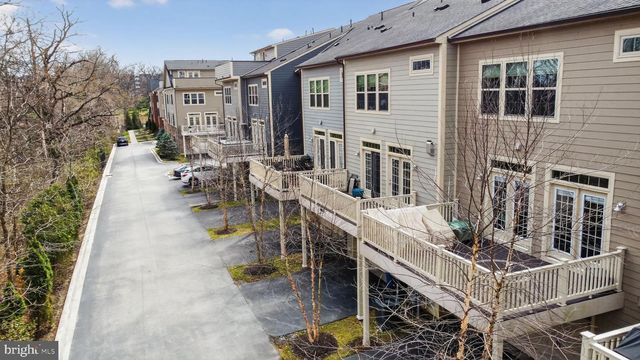 4 WEDGE WAY, Pikesville, MD 21208